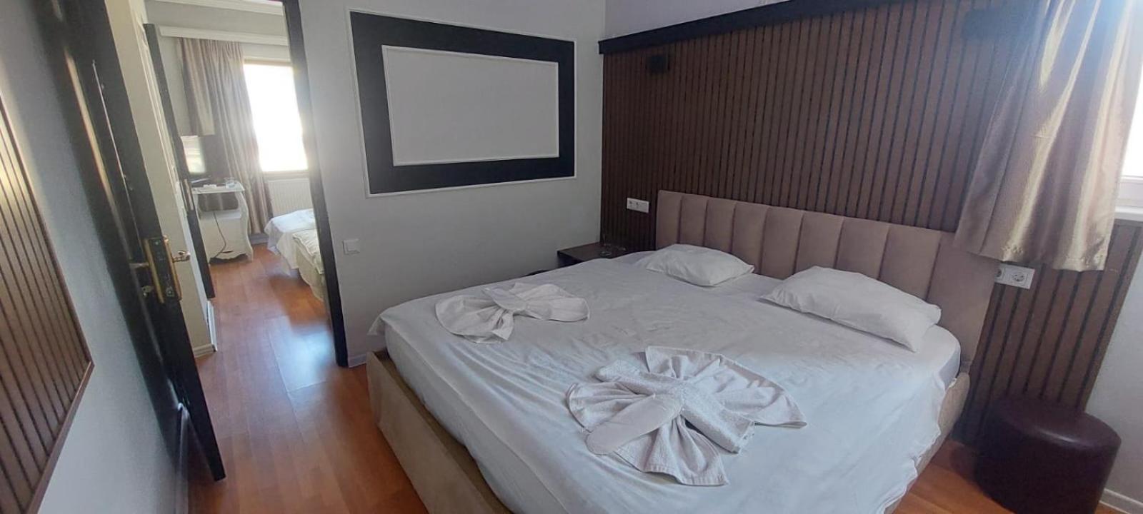 Metrepol Hotel 巴统 外观 照片