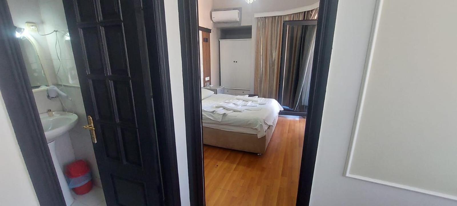 Metrepol Hotel 巴统 外观 照片