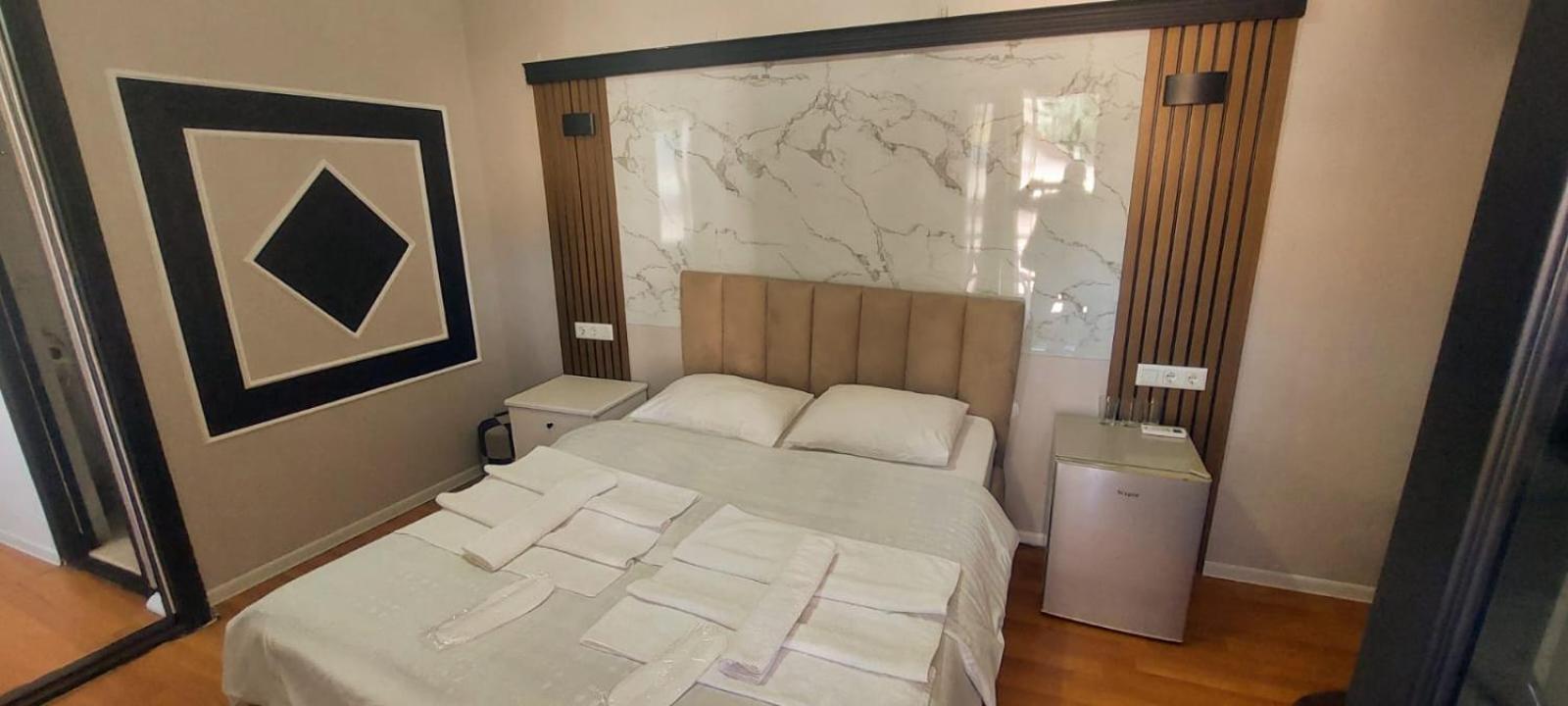 Metrepol Hotel 巴统 外观 照片