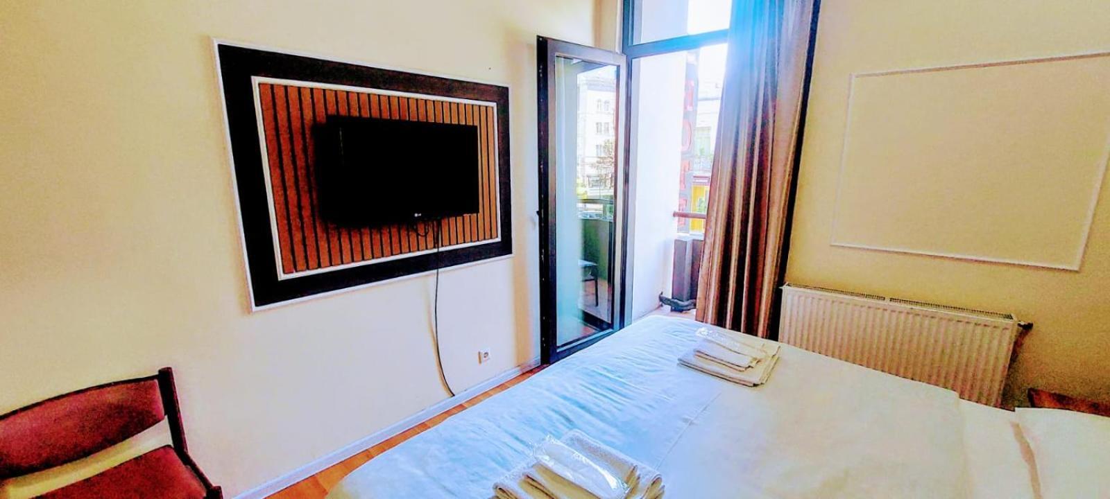 Metrepol Hotel 巴统 外观 照片
