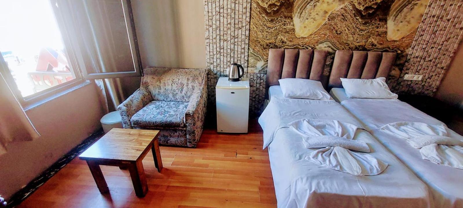 Metrepol Hotel 巴统 外观 照片