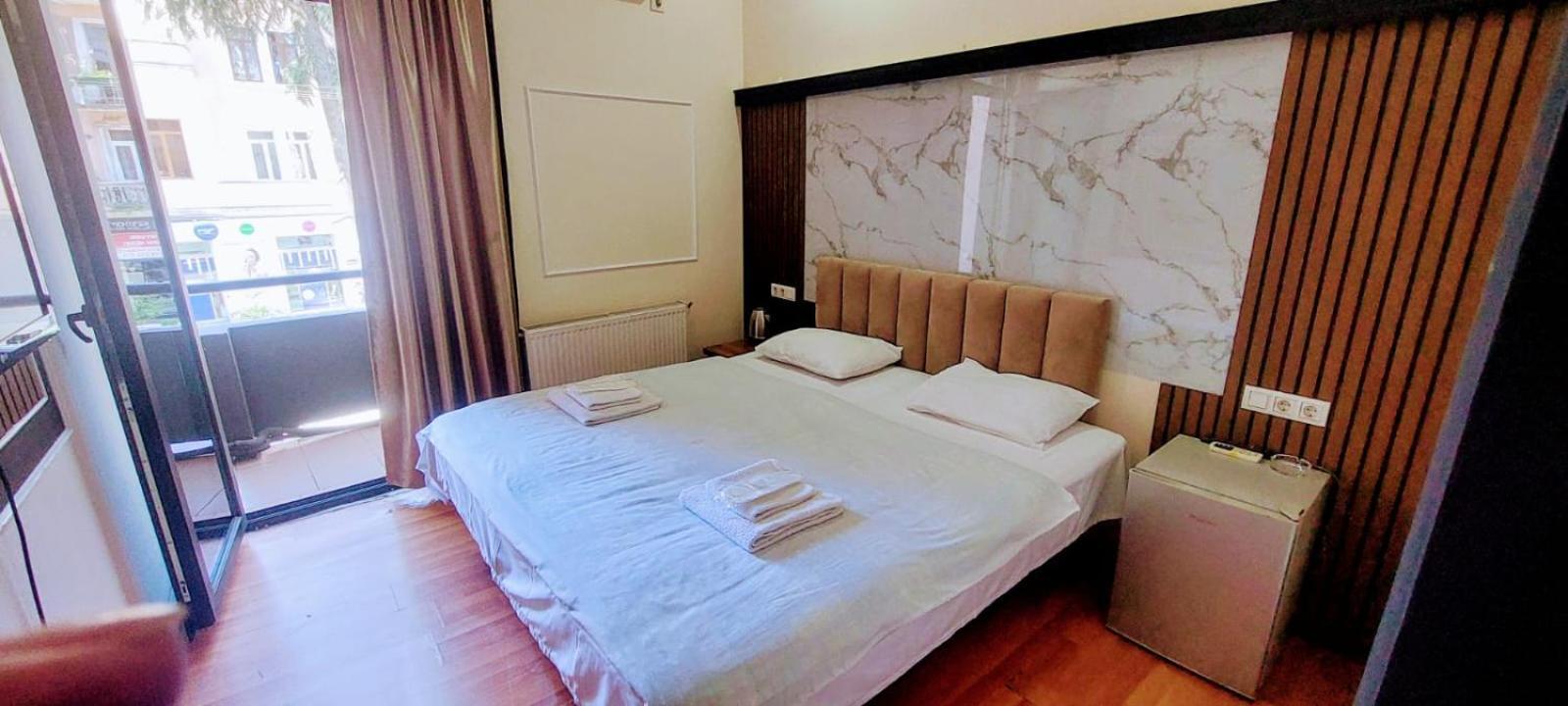 Metrepol Hotel 巴统 外观 照片